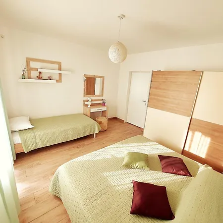 Jema * トロギール